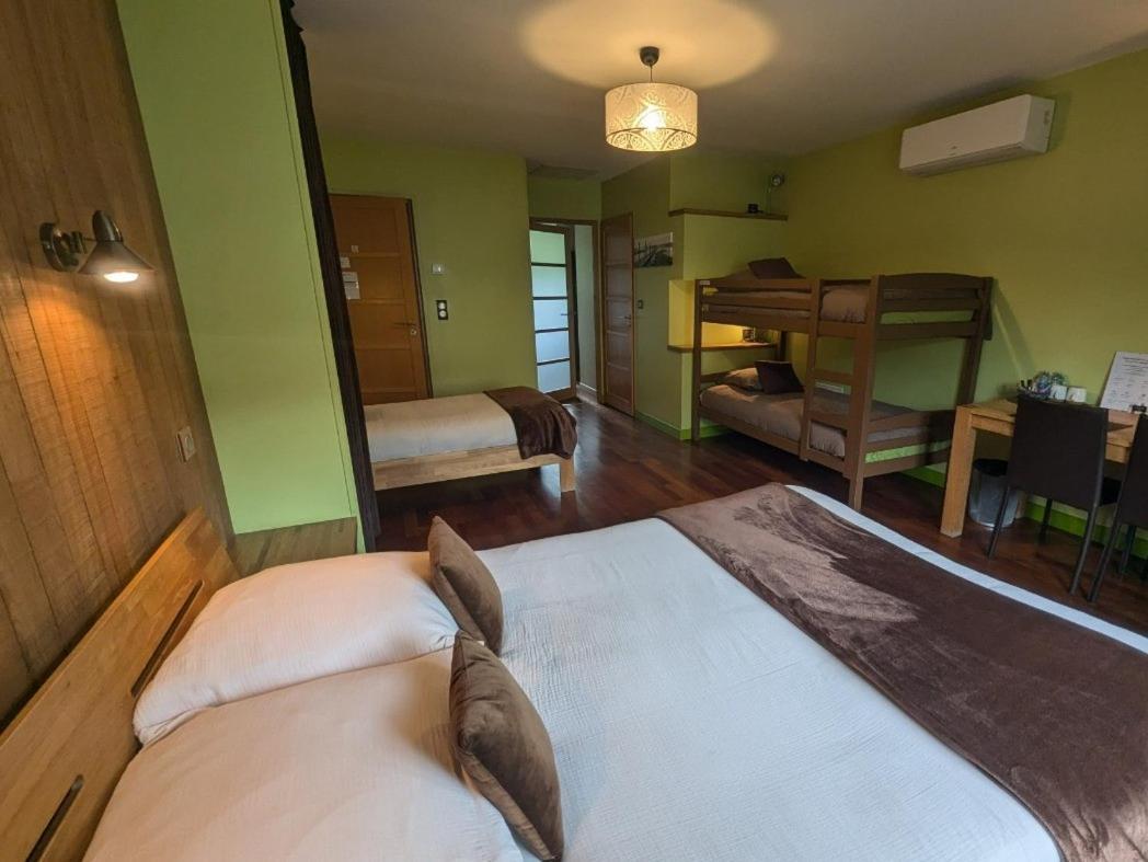 Poissons Au Saint-Amand Bed & Breakfast エクステリア 写真